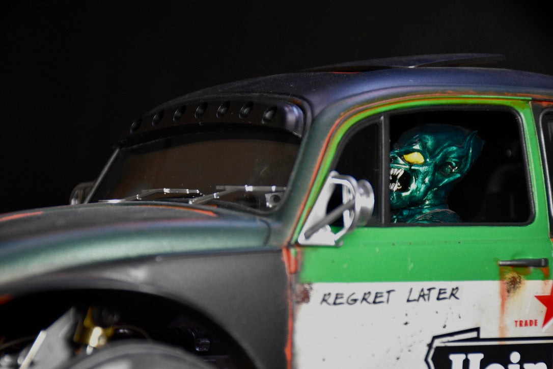 Tamiya Sand Scorcher 1/10 Custom Painted Body – Finished with Driver Figure (BUGOBLIN)