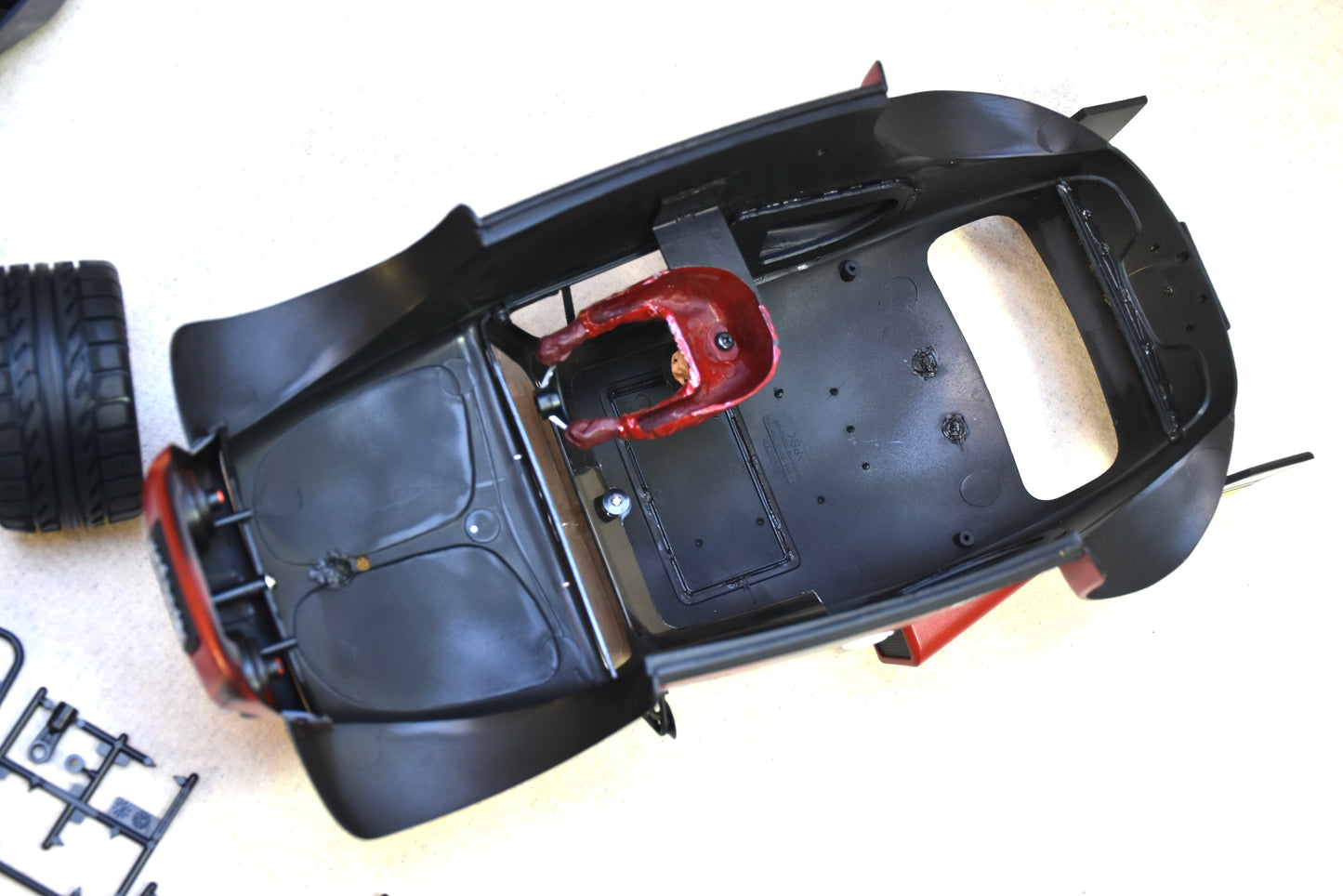 FERRAGEN #5 - Custom-Built Tamiya Blitzer Beetle – Ferrari 643 theme - 1/10 RC Buggy
