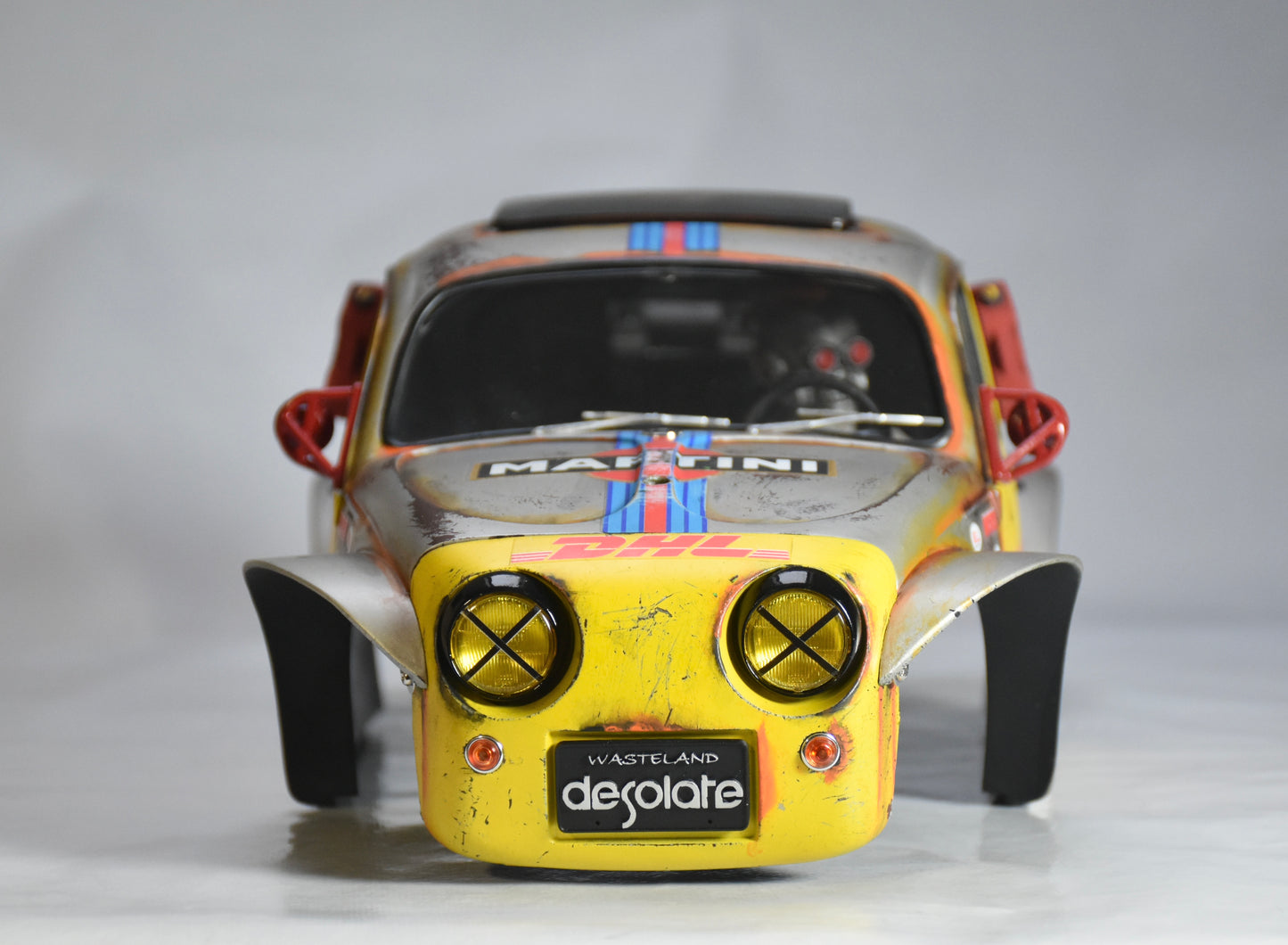 Tamiya Sand Scorcher 1/10 Custom Painted Body – Finished with Driver Figure (DESOLATE)