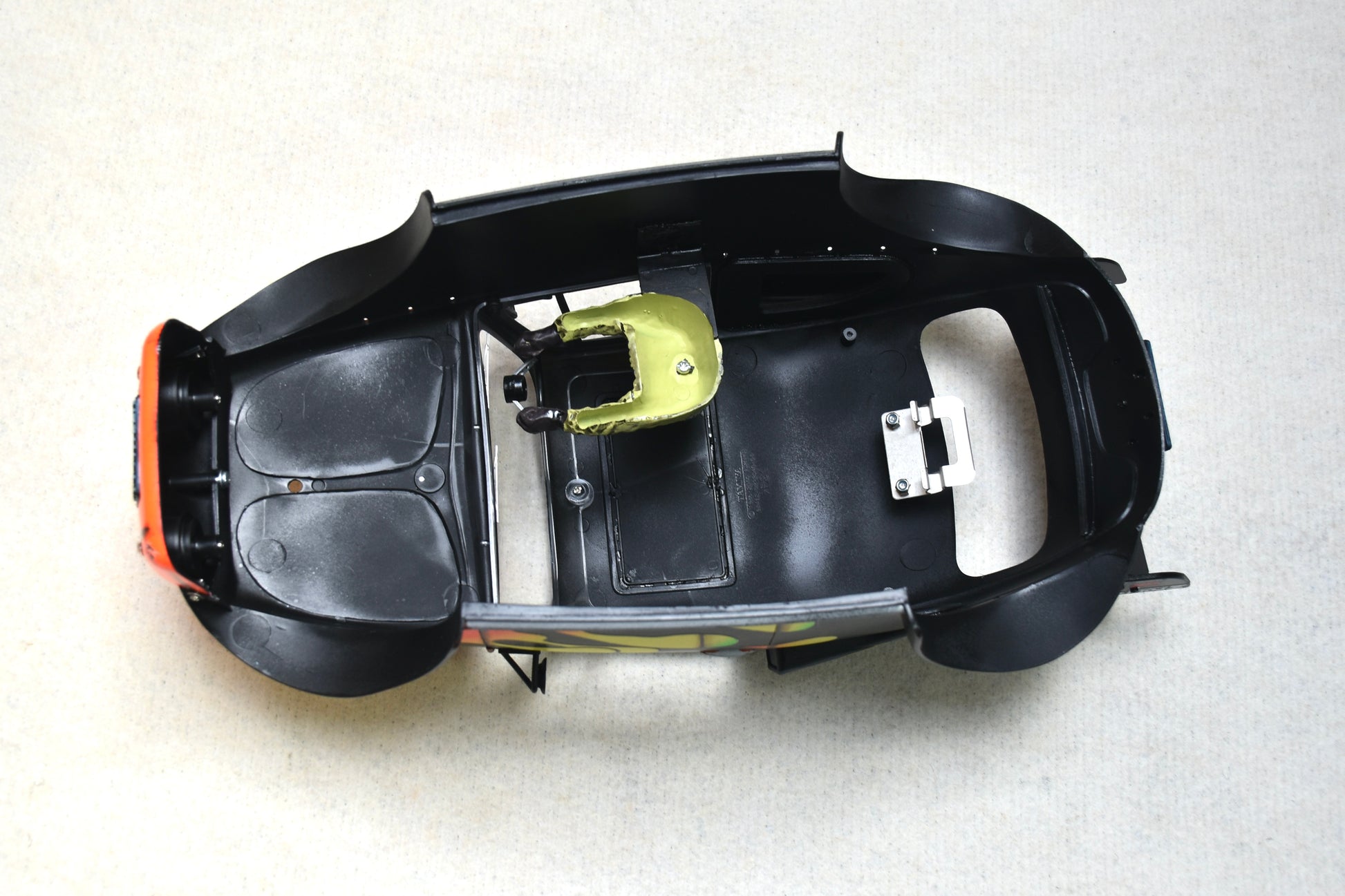 Tamiya Sand Scorcher 1/10 Custom Painted Body – Finished with Driver Figure (SCORTZER) - BOLIM RC CUSTOMS