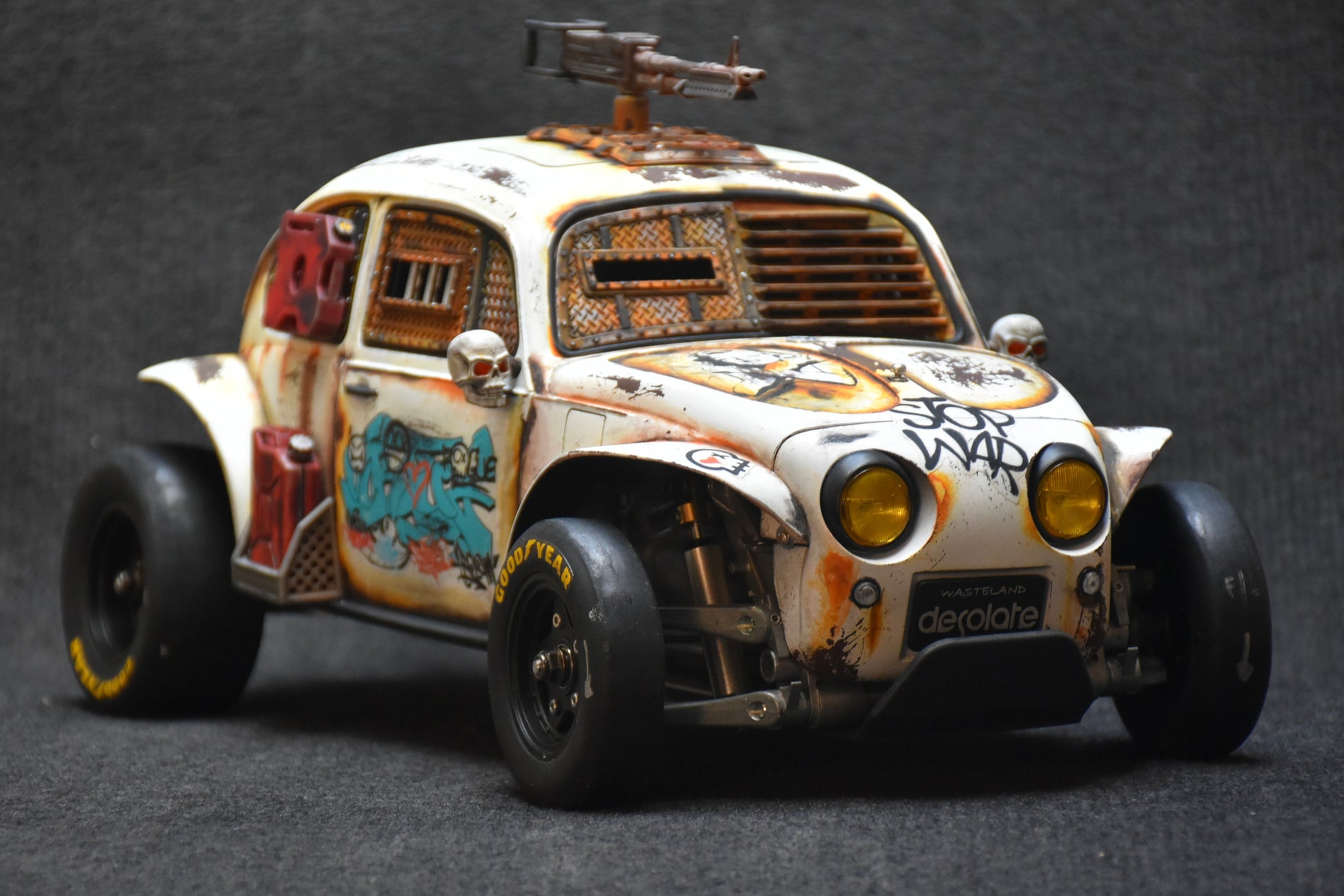 Tamiya Sand Scorcher 1/10 Custom Painted Body – Finished with Driver Figure (DYSTOPIC) - BOLIM RC CUSTOMS
