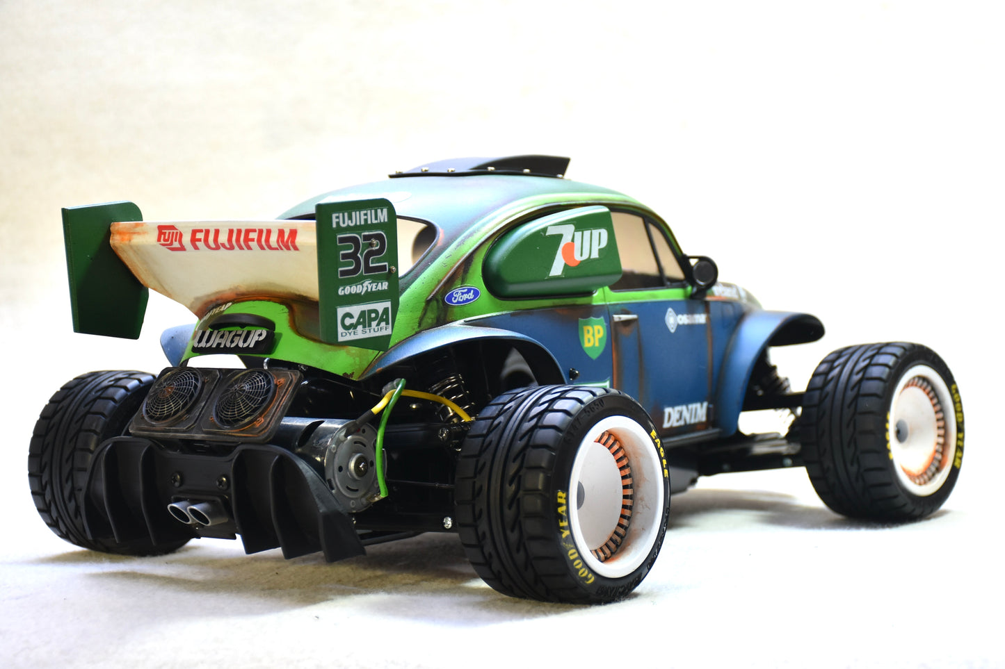 WAGUP  - Custom-Built Tamiya Blitzer Beetle – 1/10 RC Buggy (7UP LIVERY)