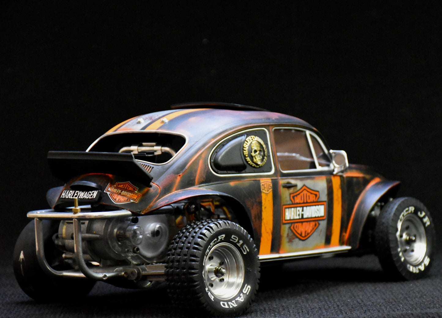 Tamiya Sand Scorcher 1/10 Custom Painted Body – Finished with Driver Figure (HARLEYWAGEN)