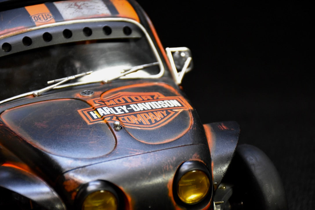 Tamiya Sand Scorcher 1/10 Custom Painted Body – Finished with Driver Figure (HARLEYWAGEN)