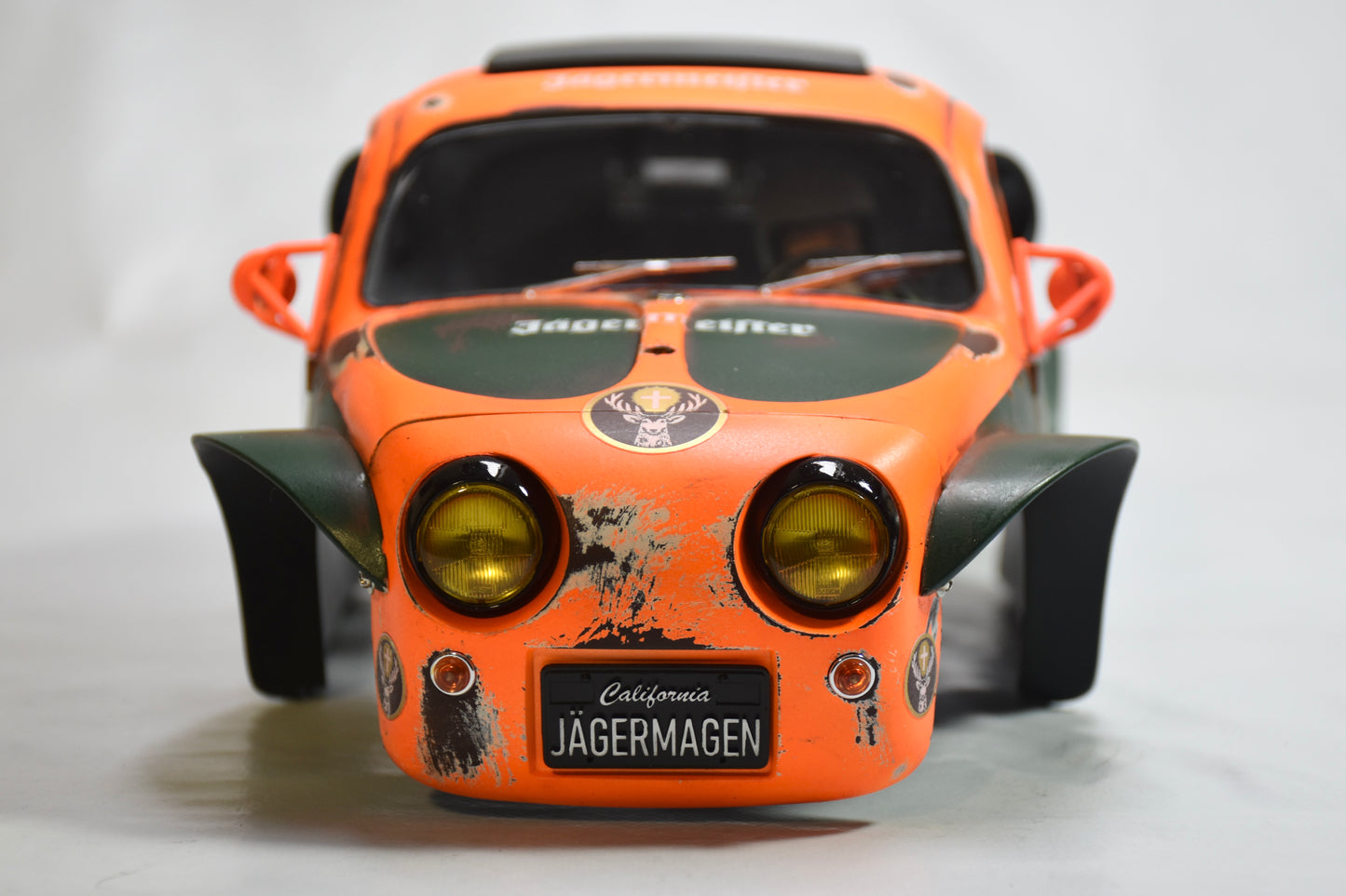 Tamiya Sand Scorcher 1/10 Custom Painted Body – Finished with Driver Figure (JAGERMAGEN)