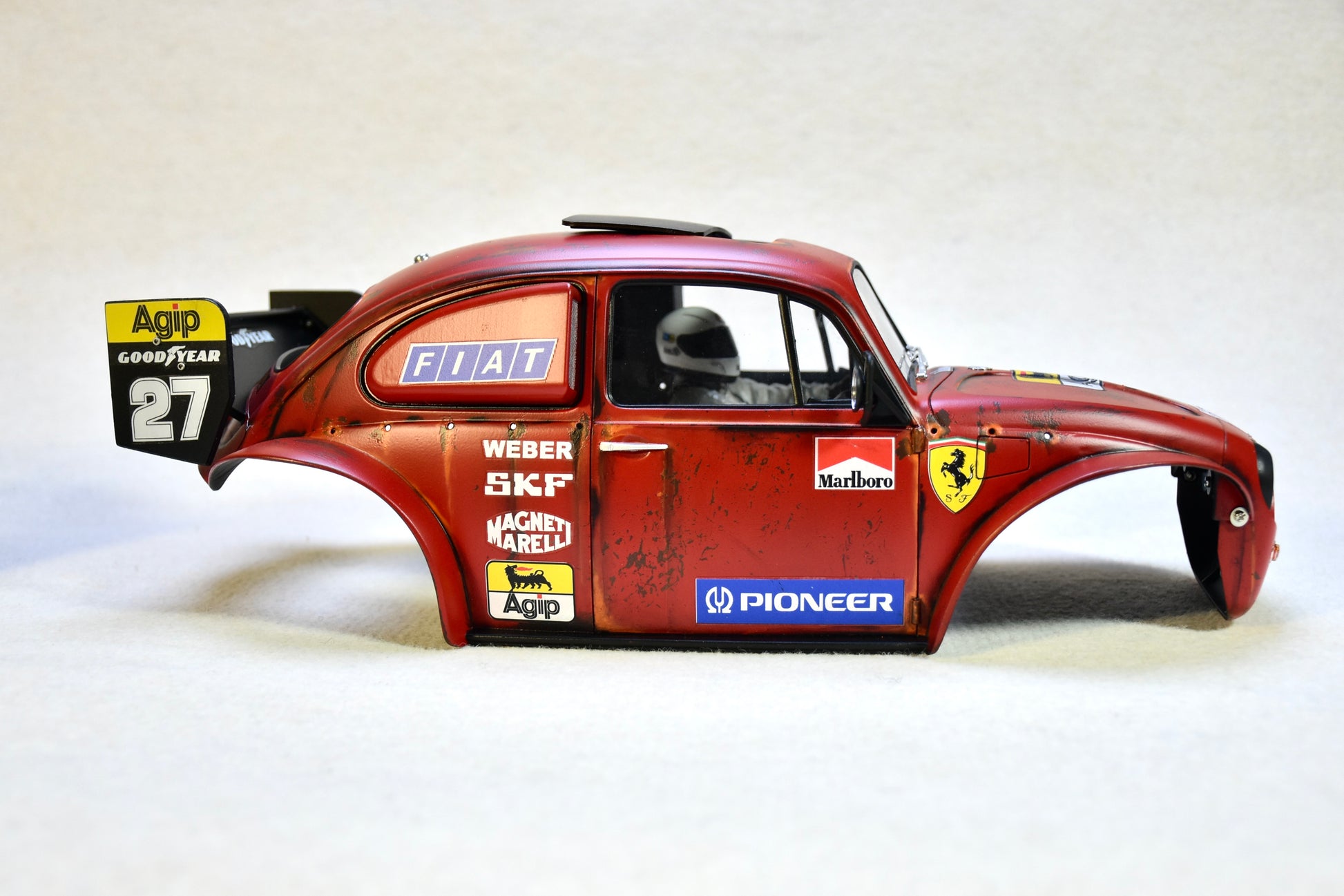 Tamiya Sand Scorcher 1/10 Custom Painted Body – Finished with Driver Figure (Ferragen2) - BOLIM RC CUSTOMS