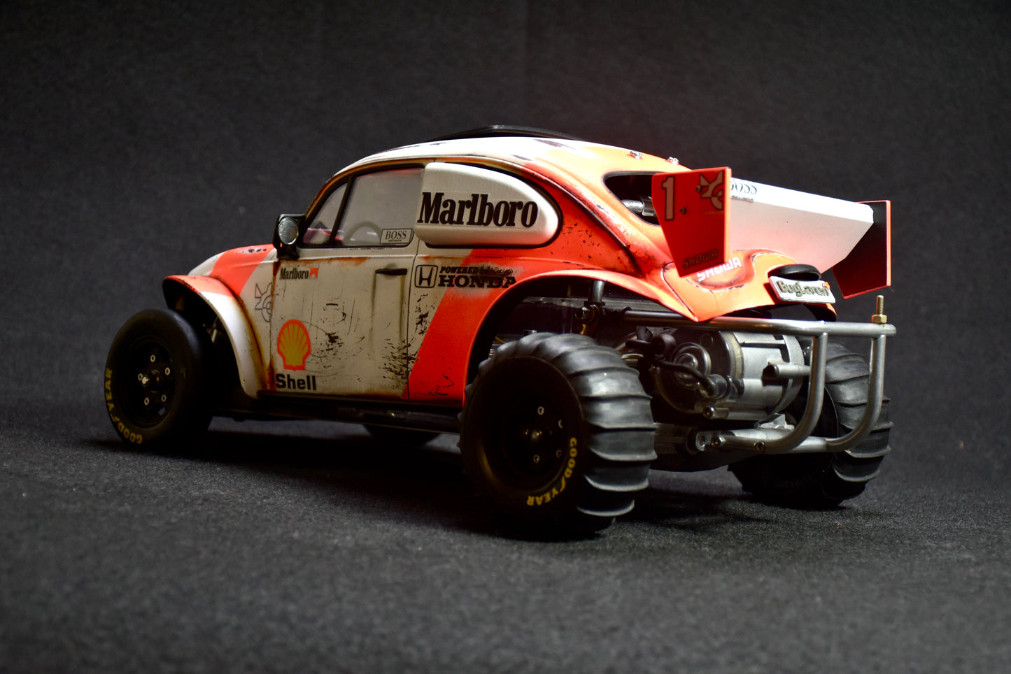 Tamiya Sand Scorcher 1/10 Custom Painted Body – Finished with Driver Figure (BUGLAREN)