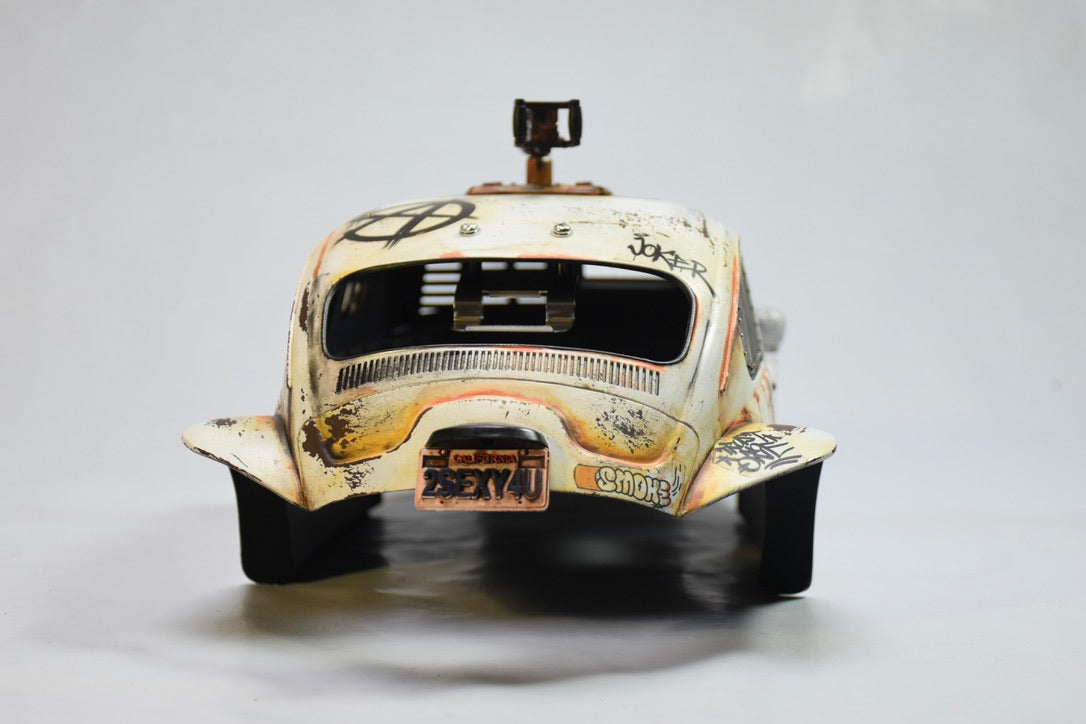 Tamiya Sand Scorcher 1/10 Custom Painted Body – Finished with Driver Figure (2SEXY4U)