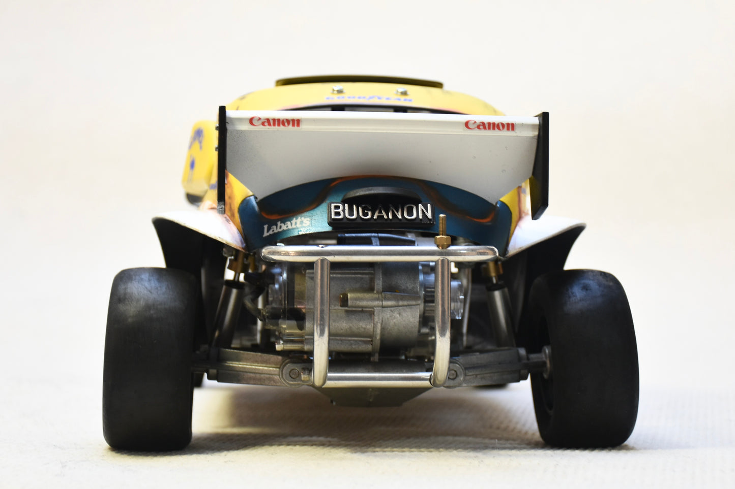 Carrosserie personnalisée peinte Tamiya Sand Scorcher 1/10 – Finition avec figurine de pilote (BUGANON)