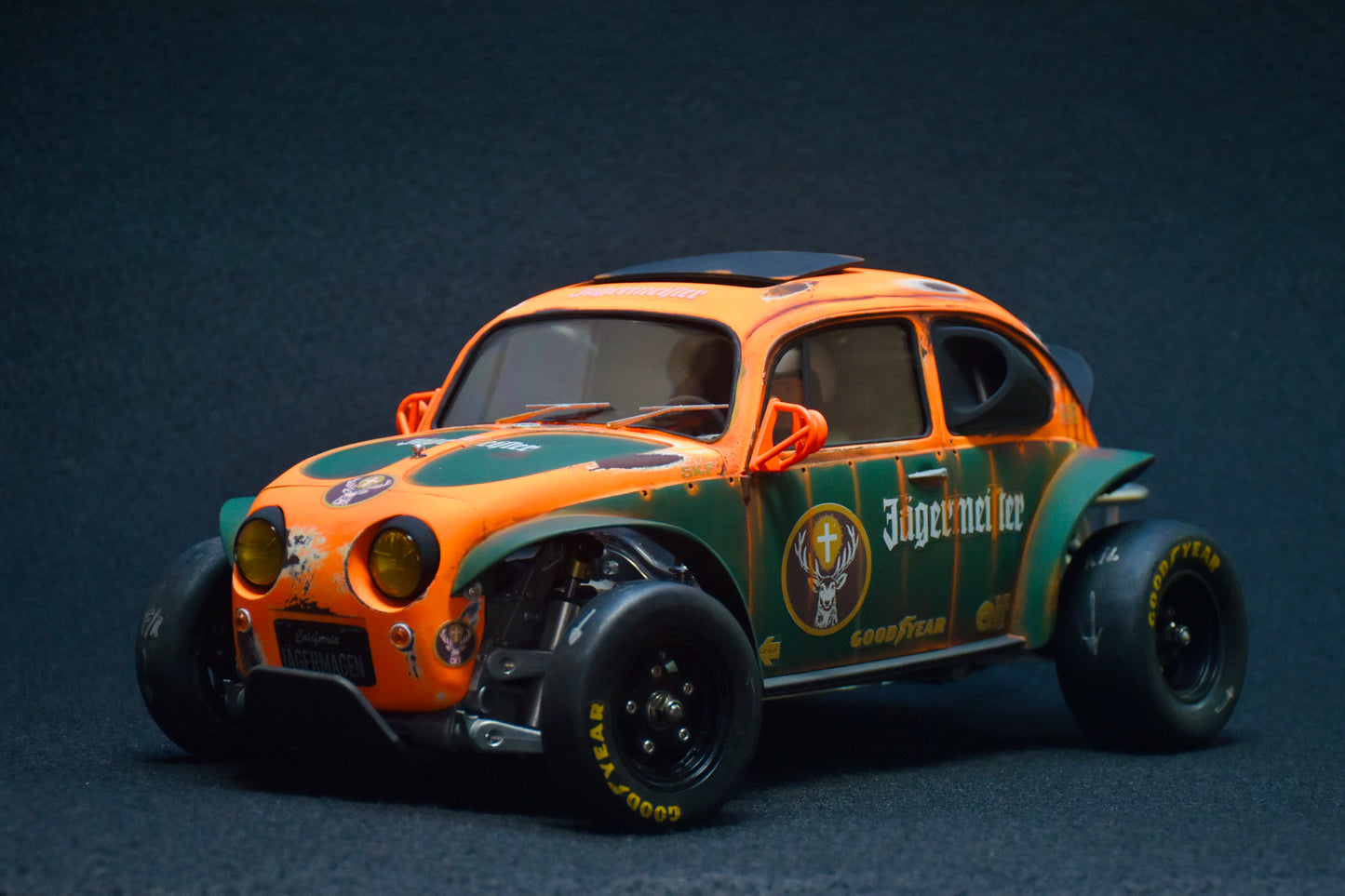 Tamiya Sand Scorcher 1/10 Custom Painted Body – Finished with Driver Figure (JAGERMAGEN)