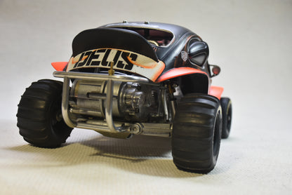 DEUS EX MACHINA theme - Tamiya Sand Scorcher 1/10 Custom Painted Body – Finished with Driver Figure