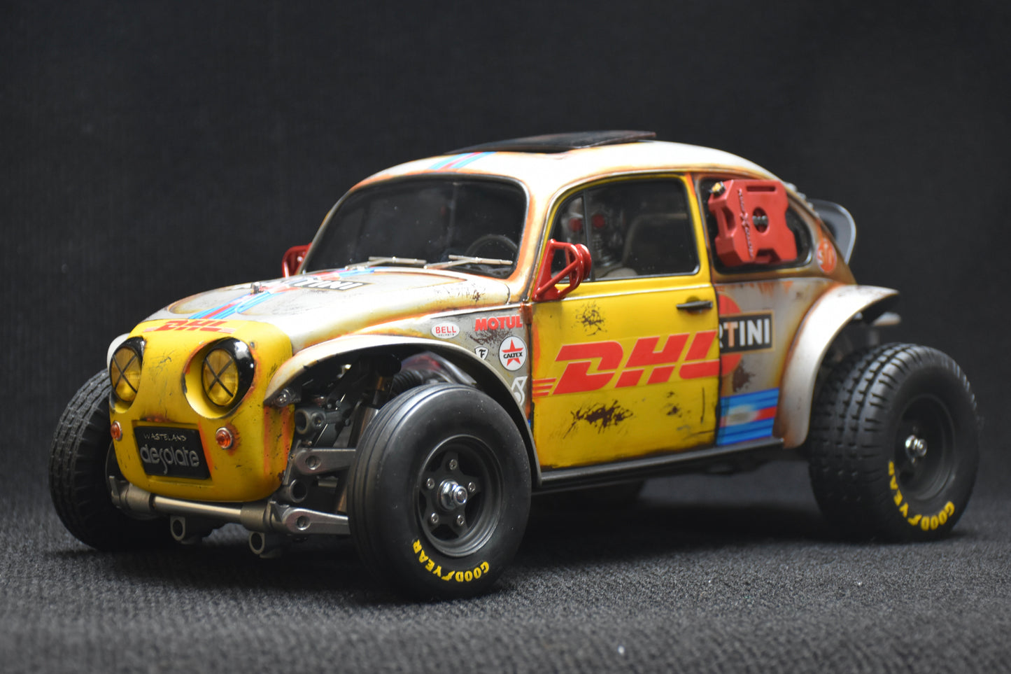 Tamiya Sand Scorcher 1/10 Custom Painted Body – Finished with Driver Figure (DESOLATE)