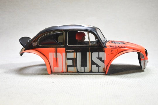 DEUS EX MACHINA theme - Tamiya Sand Scorcher 1/10 Custom Painted Body – Finished with Driver Figure