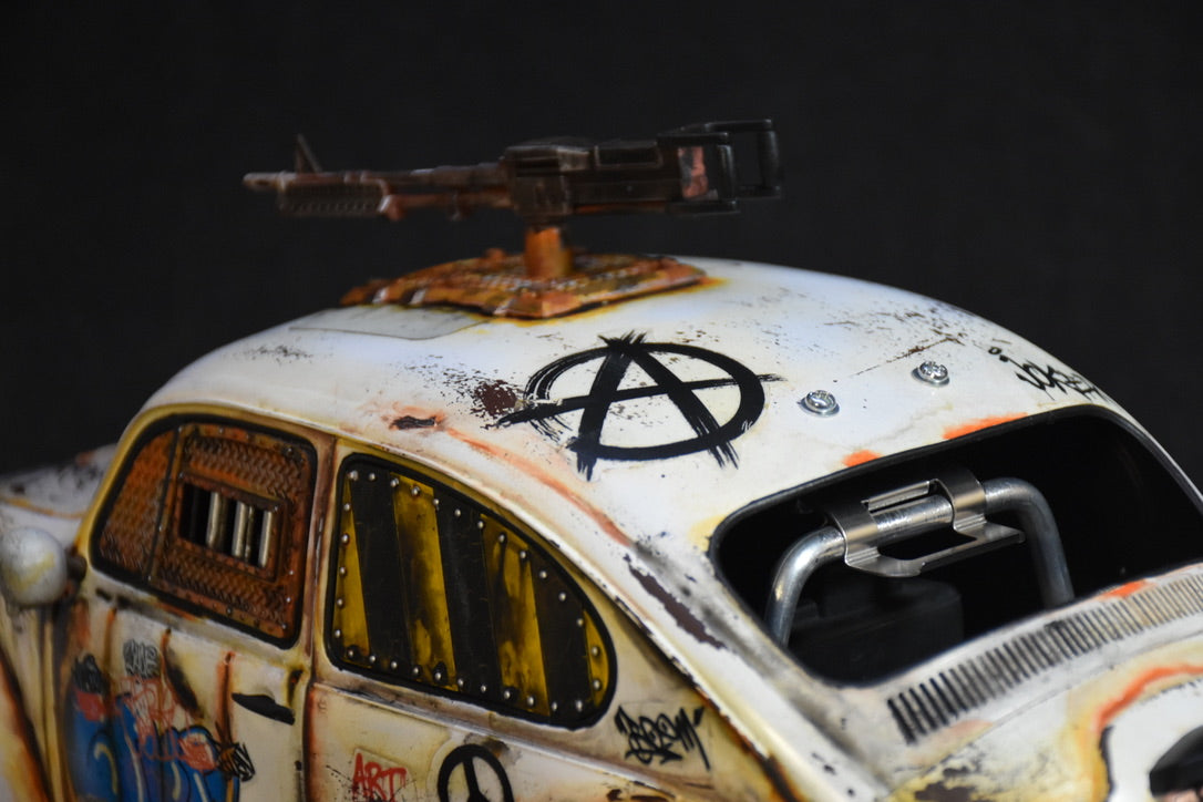 Tamiya Sand Scorcher 1/10 Custom Painted Body – Finished with Driver Figure (2SEXY4U)