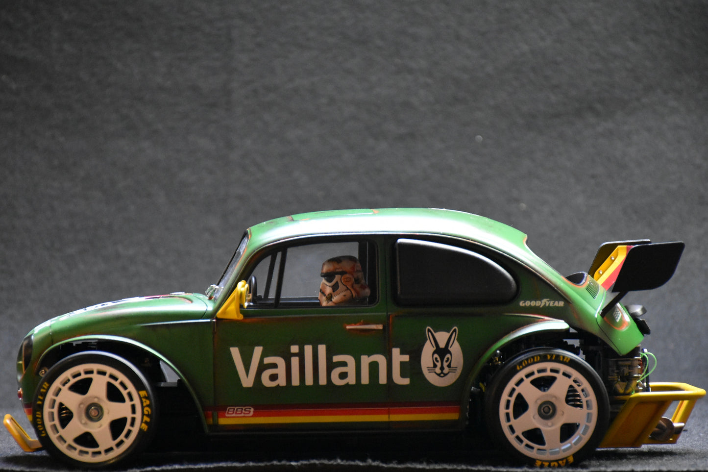 Tamiya Custom-Built STREET SAND SCORCHER - "VAILLOW" (VAILLANT LIVERY) – 1/10 RC