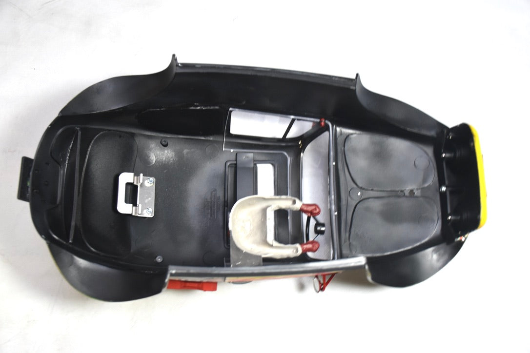 Tamiya Sand Scorcher 1/10 Custom Painted Body – Finished with Driver Figure (DESOLATE)