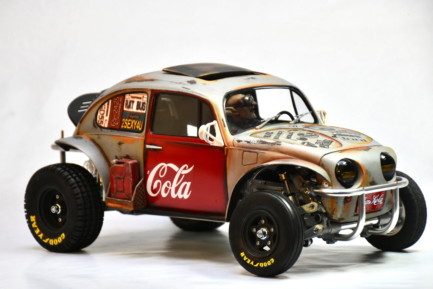 Tamiya Sand Scorcher 1/10 Custom Painted Body – Finished with Driver Figure (JUNKOLA)