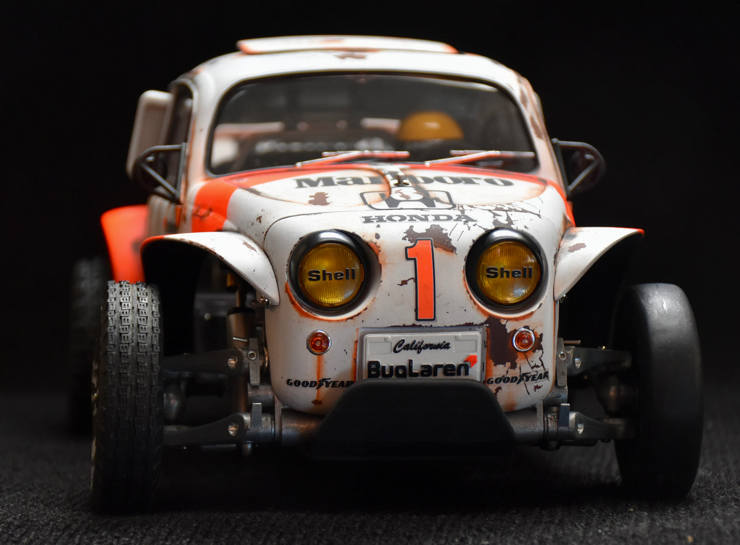 Tamiya Sand Scorcher 1/10 Custom Painted Body – Finished with Driver Figure (BUGLAREN)