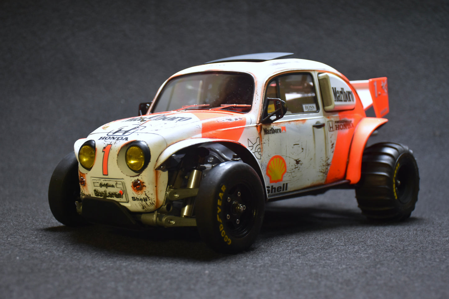 Tamiya Sand Scorcher 1/10 Custom Painted Body – Finished with Driver Figure (BUGLAREN)