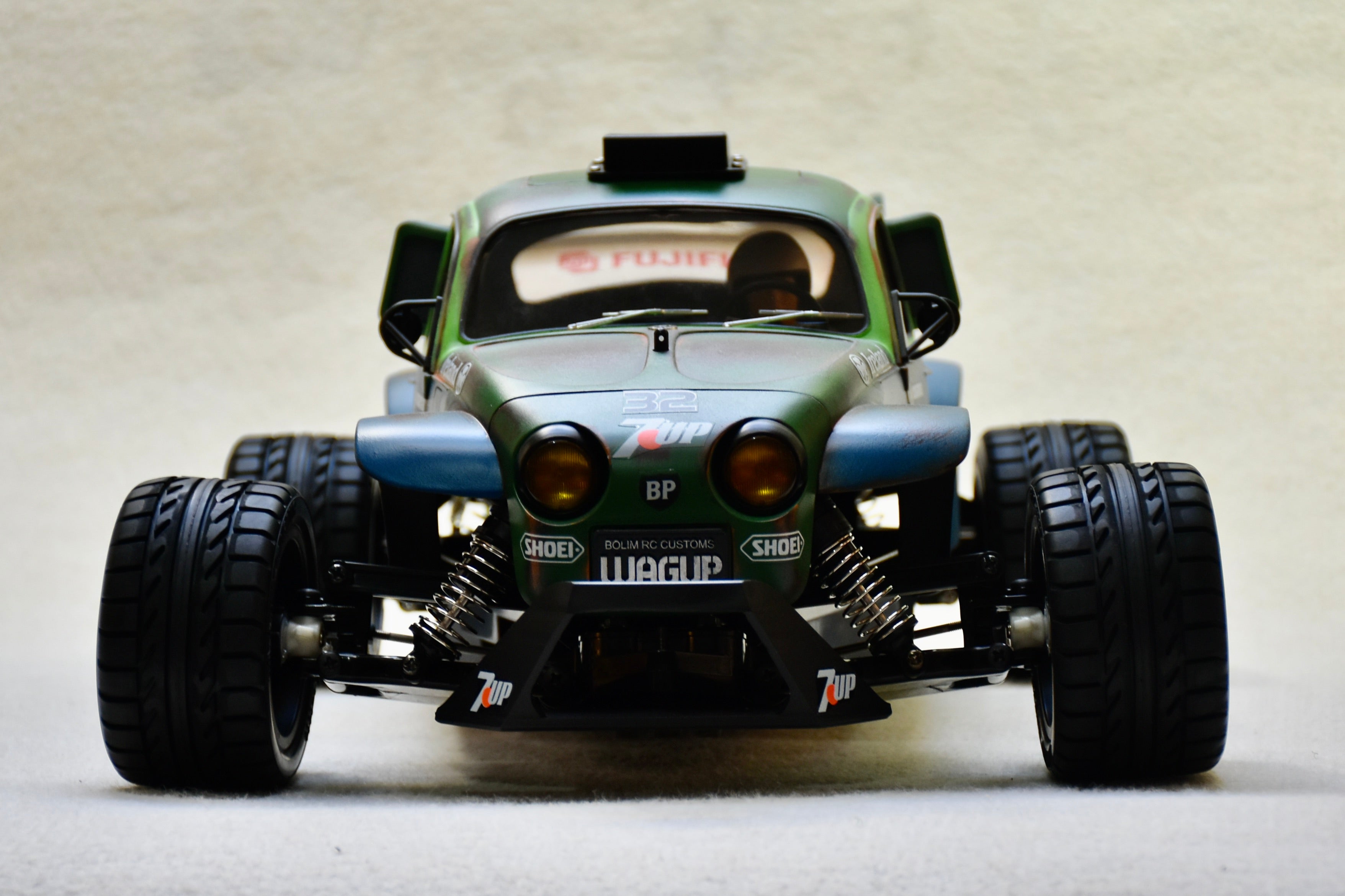 WAGUP - Custom-Built Tamiya Blitzer Beetle – 1/10 RC Buggy (7UP