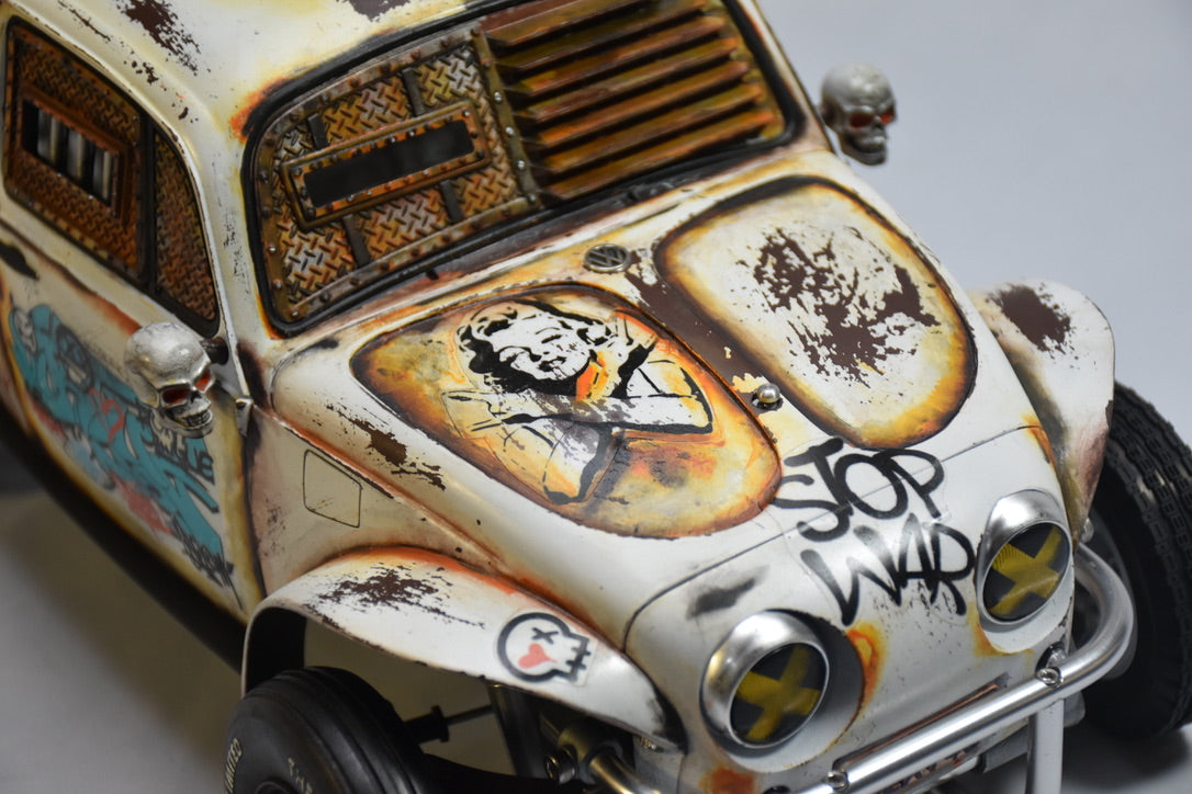 Tamiya Sand Scorcher 1/10 Custom Painted Body – Finished with Driver Figure (2SEXY4U)