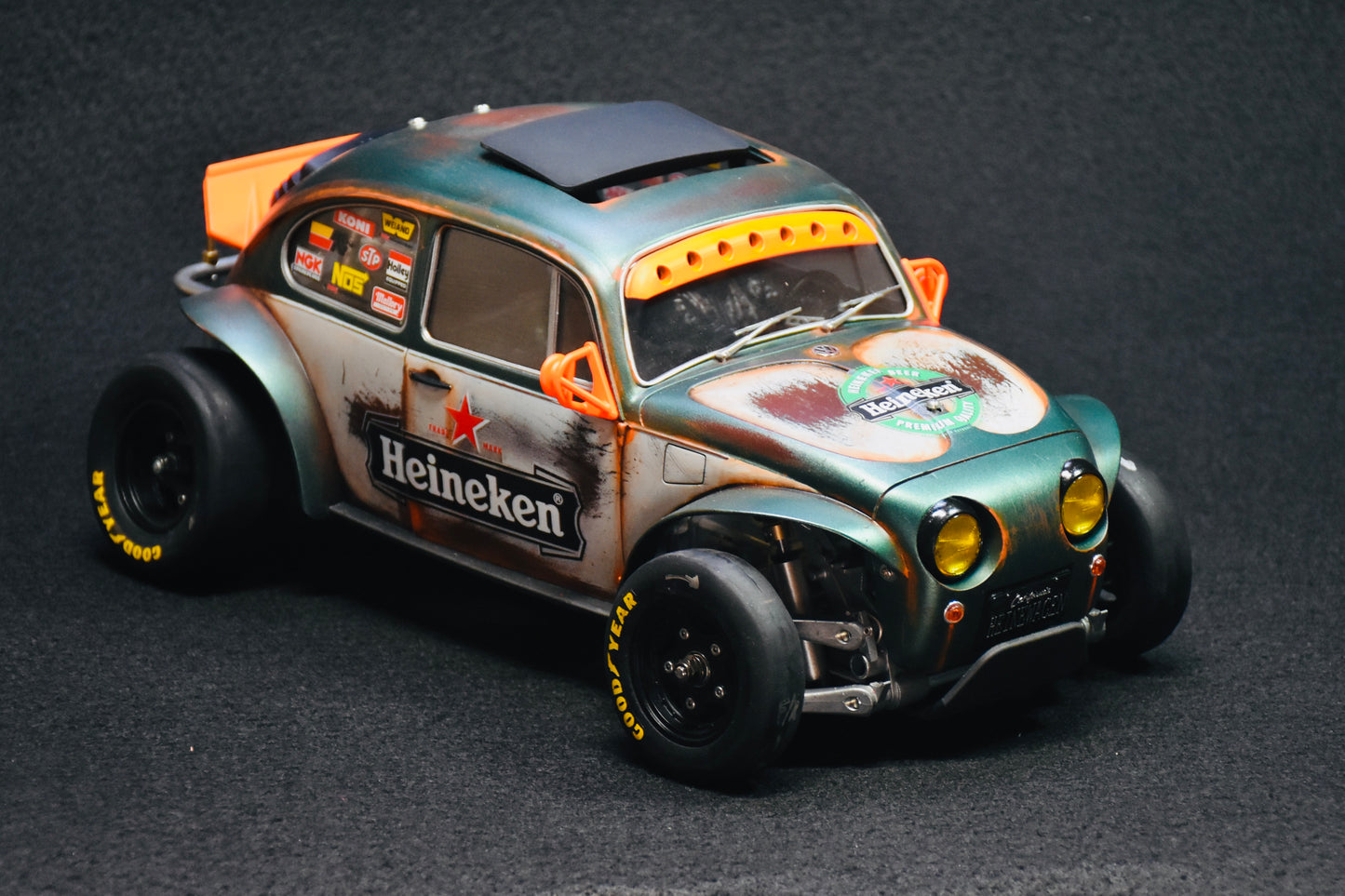 Tamiya Sand Scorcher 1/10 Custom Painted Body – Finished with Driver Figure (HEINEWAGEN)