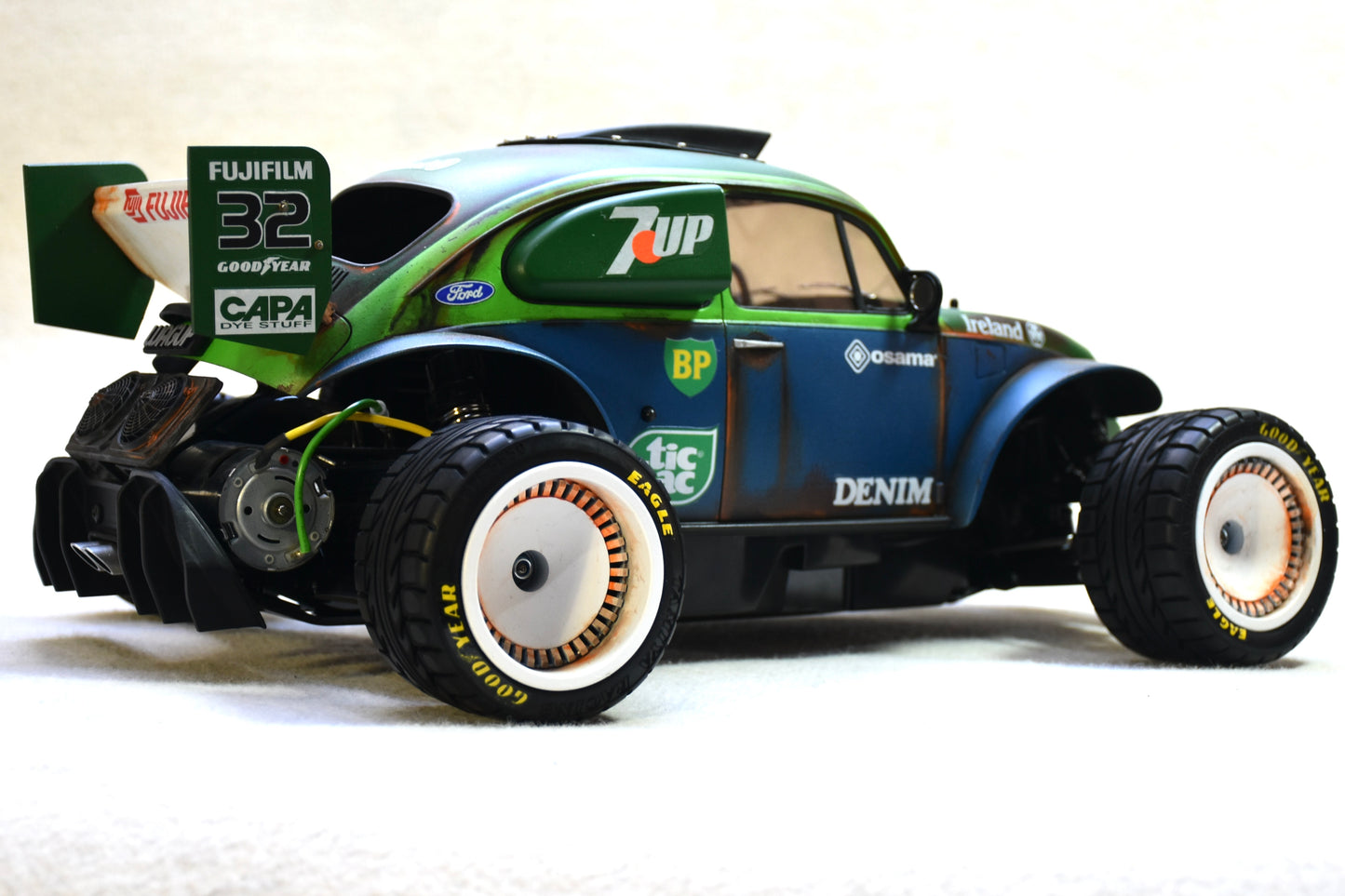 WAGUP  - Custom-Built Tamiya Blitzer Beetle – 1/10 RC Buggy (7UP LIVERY)
