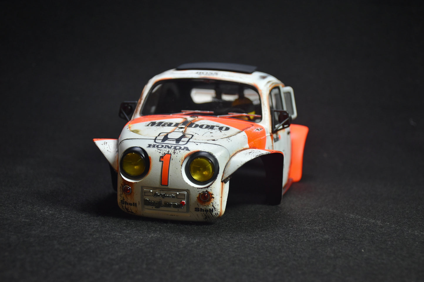 Tamiya Sand Scorcher 1/10 Custom Painted Body – Finished with Driver Figure (BUGLAREN)