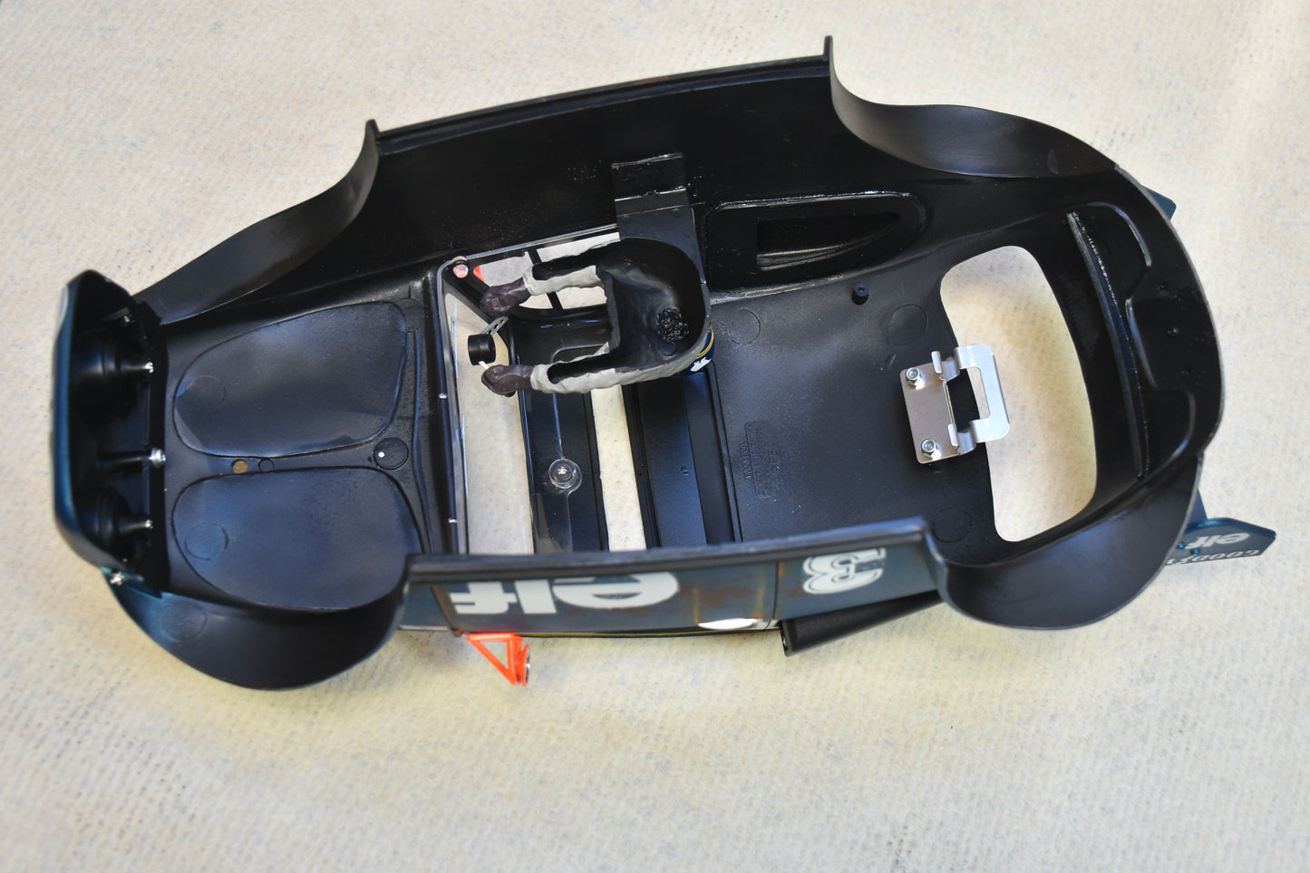 Tamiya Sand Scorcher 1/10 Custom Painted Body – Finished with Driver Figure (Tyrrell p34 tribute) - BOLIM RC CUSTOMS