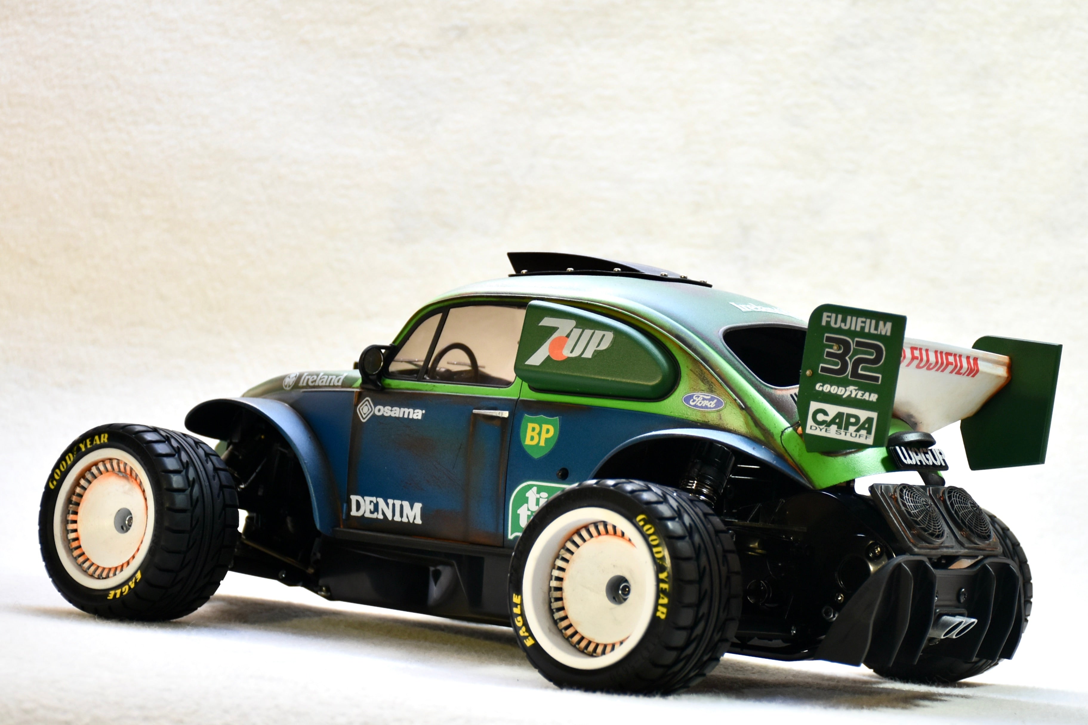 WAGUP - Custom-Built Tamiya Blitzer Beetle – 1/10 RC Buggy (7UP