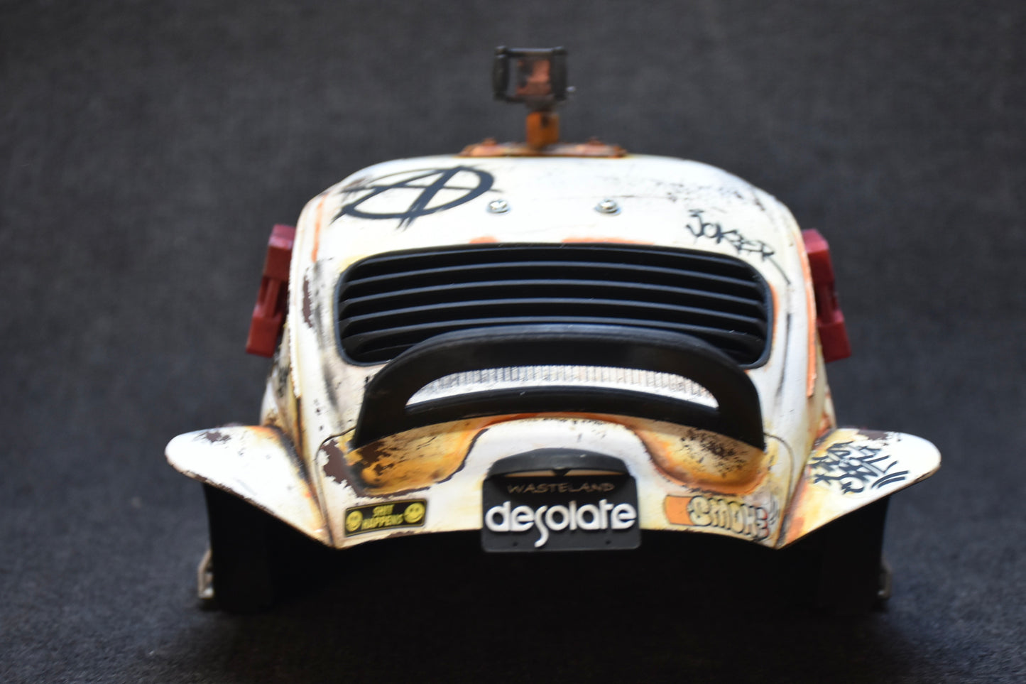 Tamiya Sand Scorcher 1/10 Custom Painted Body – Finished with Driver Figure (DYSTOPIC) - BOLIM RC CUSTOMS