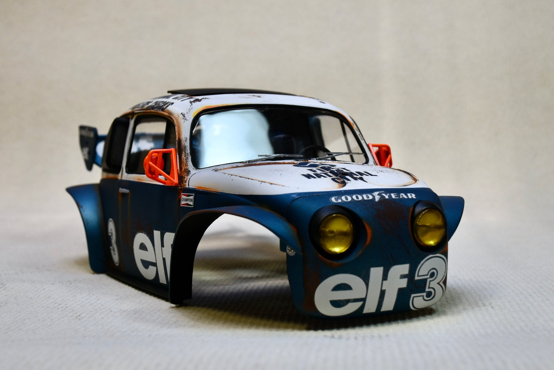 Tamiya Sand Scorcher 1/10 Custom Painted Body – Finished with Driver Figure (Tyrrell p34 tribute) - BOLIM RC CUSTOMS