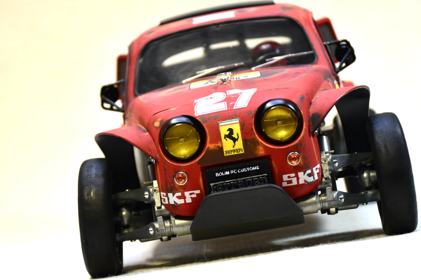 Tamiya Sand Scorcher 1/10 Custom Painted Body – Finished with Driver Figure (Ferragen)