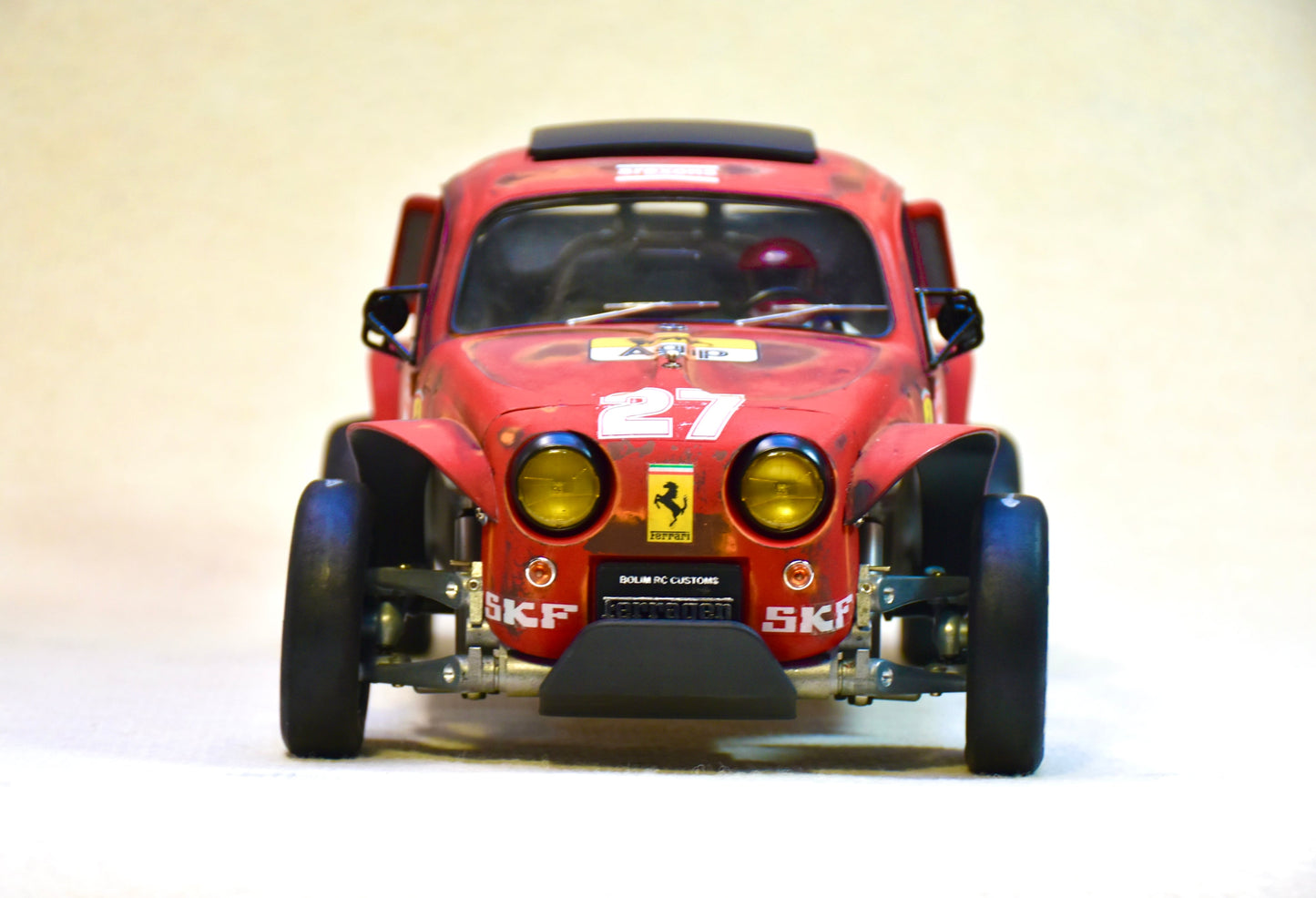 Tamiya Sand Scorcher 1/10 Custom Painted Body – Finished with Driver Figure (Ferragen)