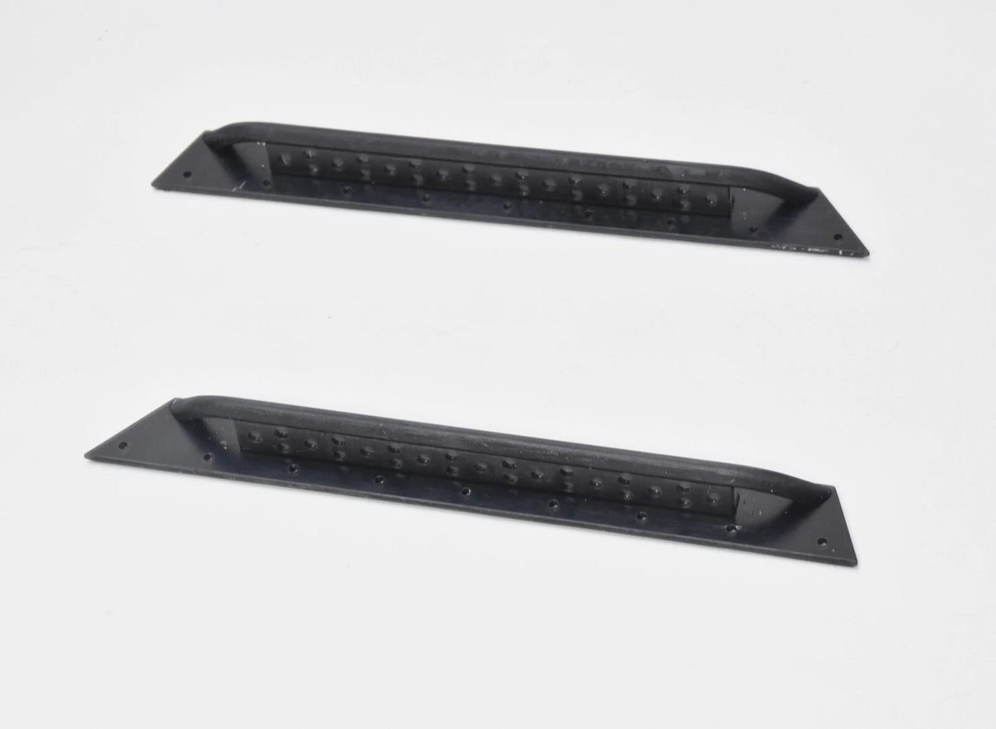 Side Bars / Side Steps (Pair) (Type 2) – Tamiya CC-01/CR-01 Jeep Wrangler YJ 1/10 Body – Custom Resin Part (by Bolim RC Customs)