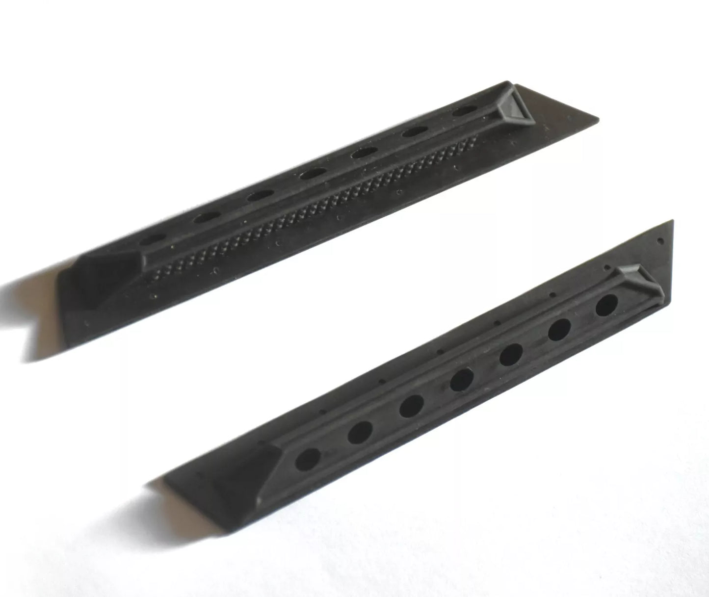 Side Bars / Side Steps (Pair) (Type 4) – Tamiya CC-01/CR-01 Jeep Wrangler YJ 1/10 Body – Custom Resin Part (by Bolim RC Customs)