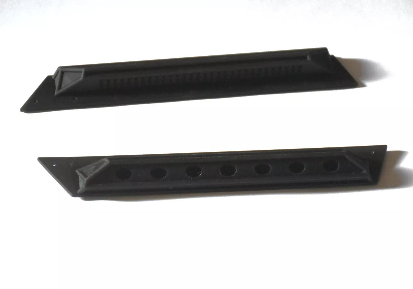 Side Bars / Side Steps (Pair) (Type 4) – Tamiya CC-01/CR-01 Jeep Wrangler YJ 1/10 Body – Custom Resin Part (by Bolim RC Customs)